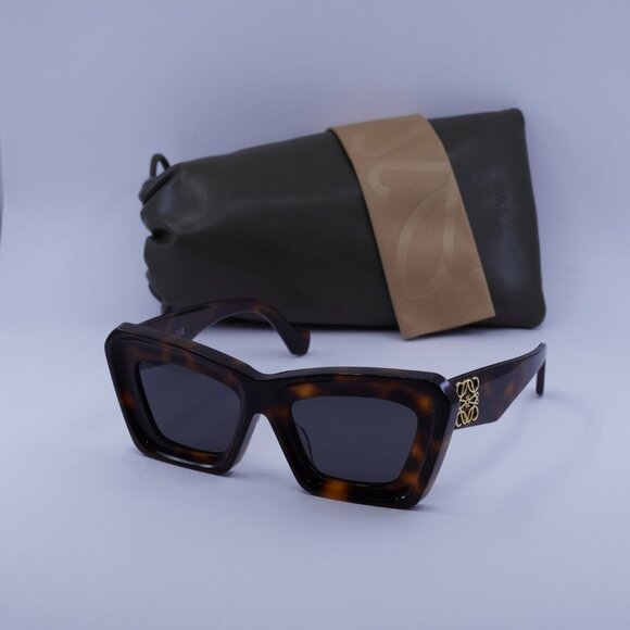 Loewe LW40145F 52A Sunglasses Dark Havana Cat Eye Frame, Smoke Lenses - Picture 11 of 11
